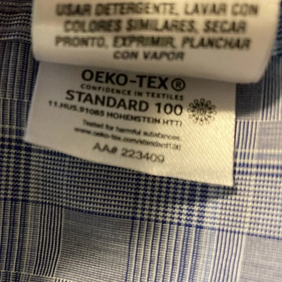 NWOT Tommy Hilfiger Long Sleeve Dress Shirt L (16-16 1/2 32/33) - Picture 10 of 15